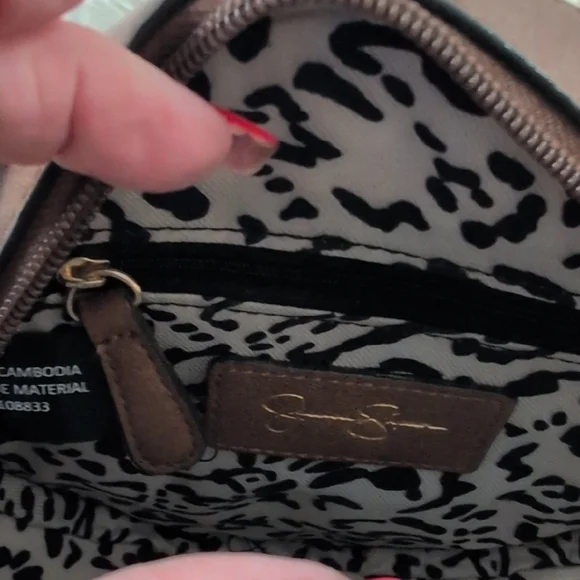 Jessica Simpson Brown Crossbody Bag with Gold Accents Brand New - Picture 5 of 5